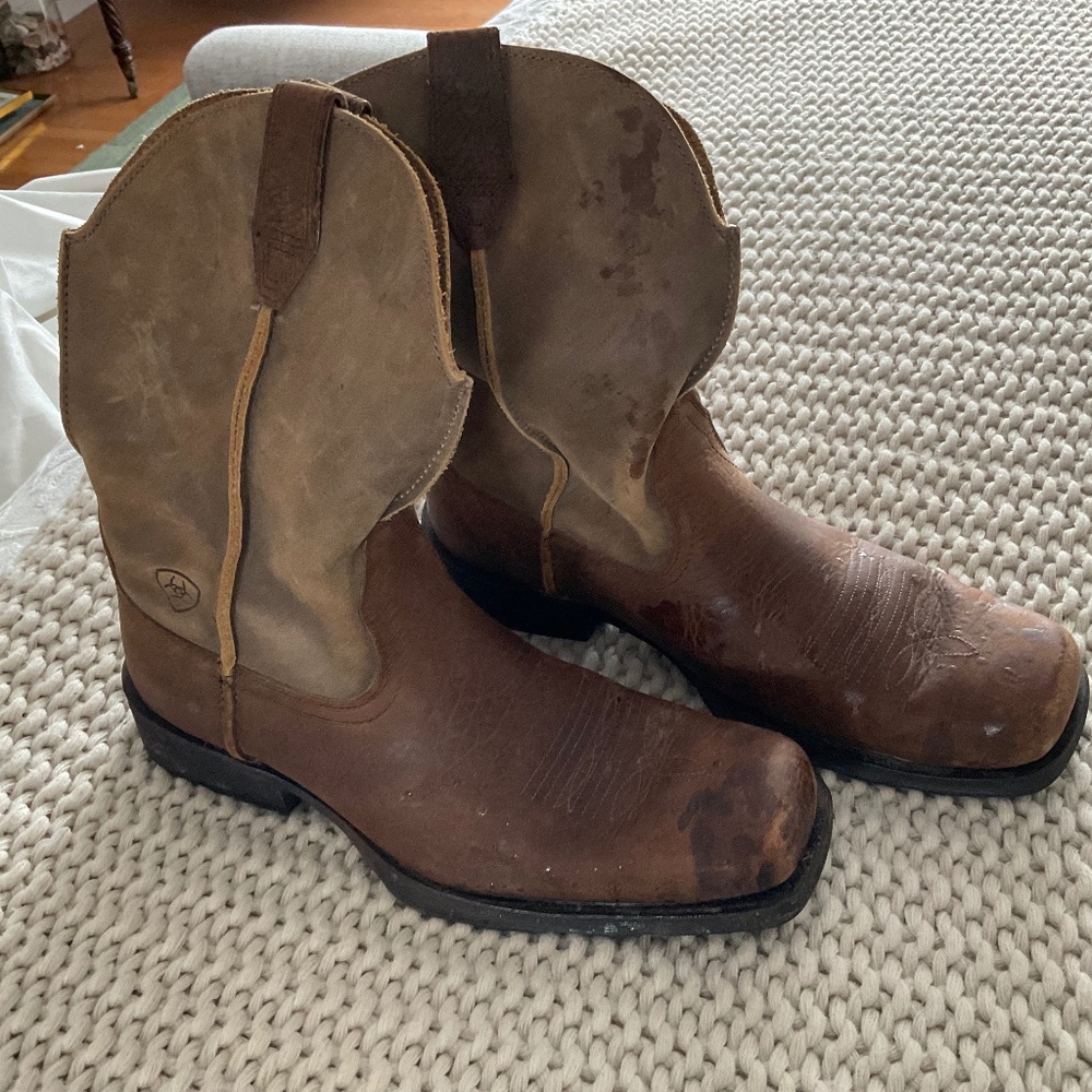 Ariat Men’s Rambler Earth Western Boot